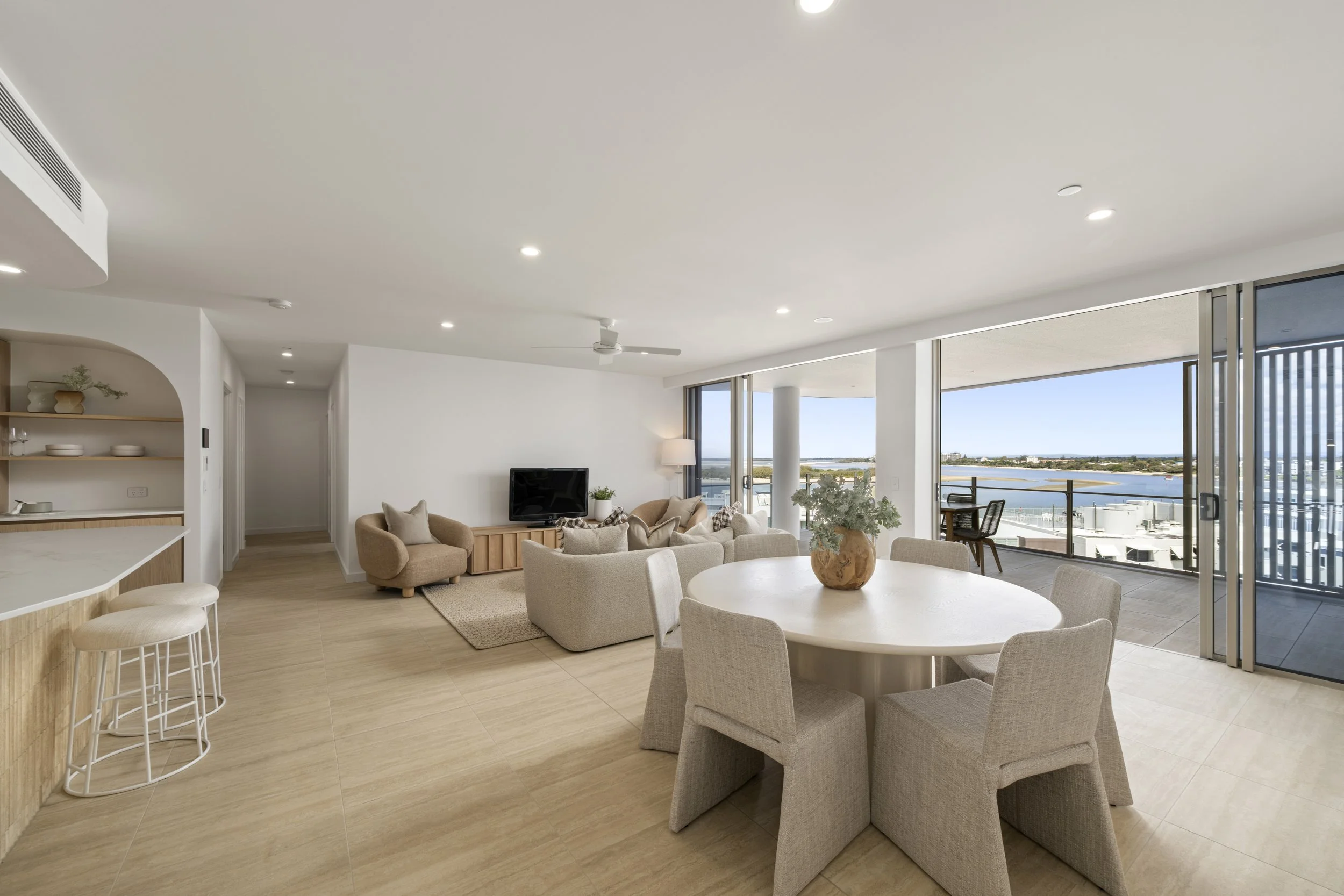 602 - Skyhome living