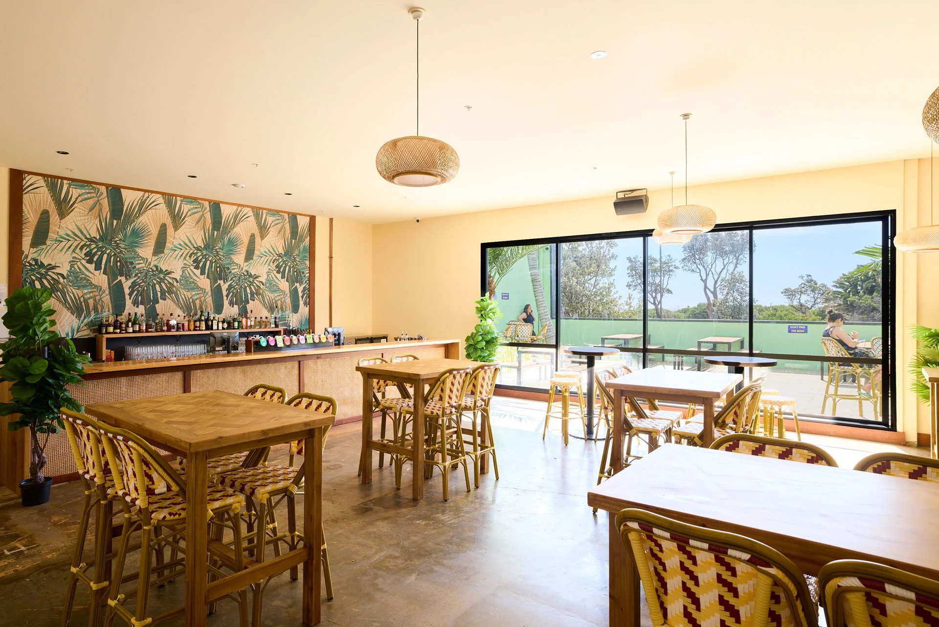MD3610_Functions_Image_Beach-Club_3.jpg