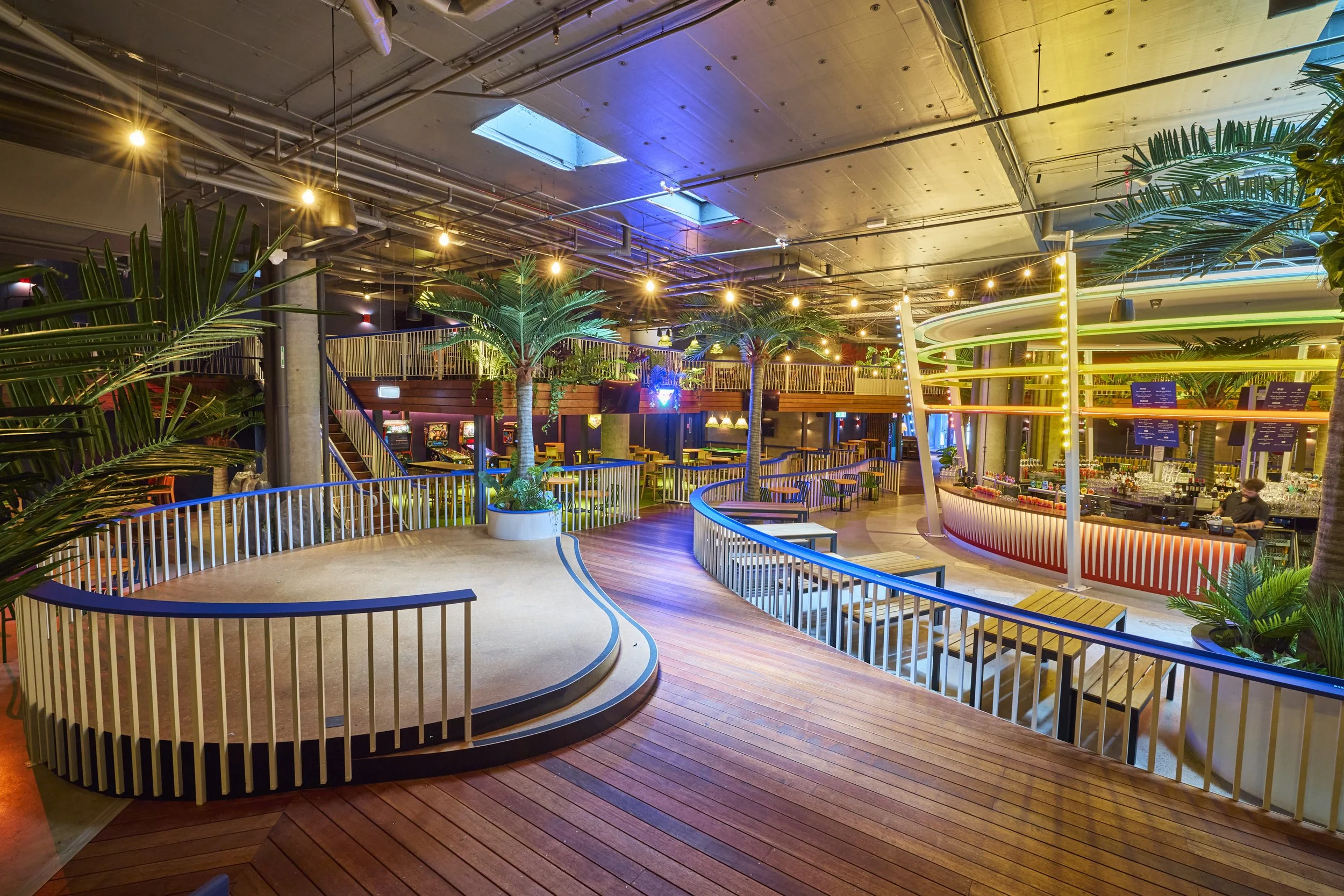 Doglands - Stage (left)