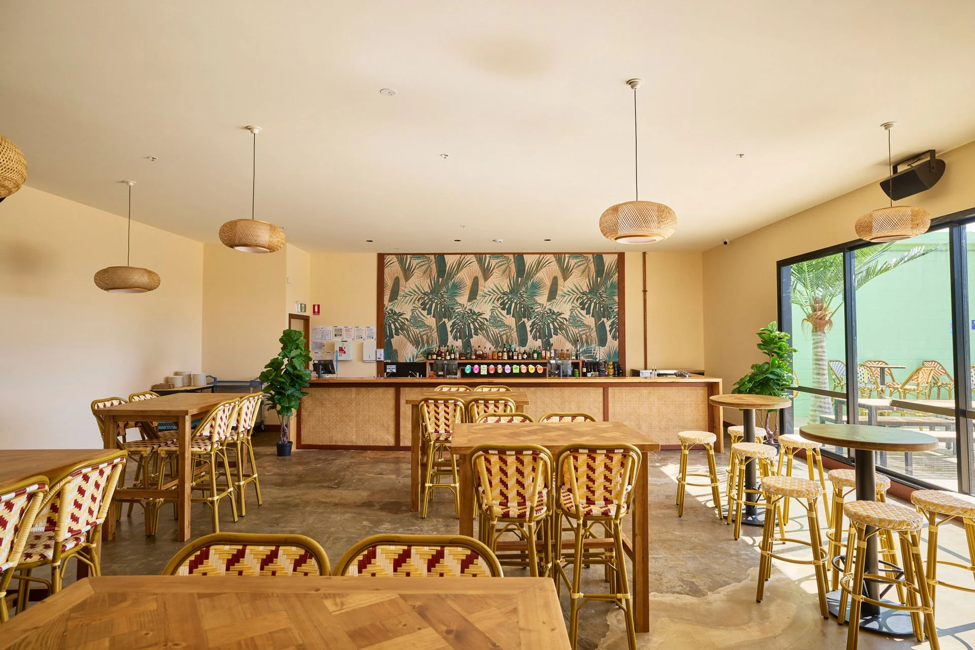 MD3610_Functions_Image_Beach-Club_4.jpg