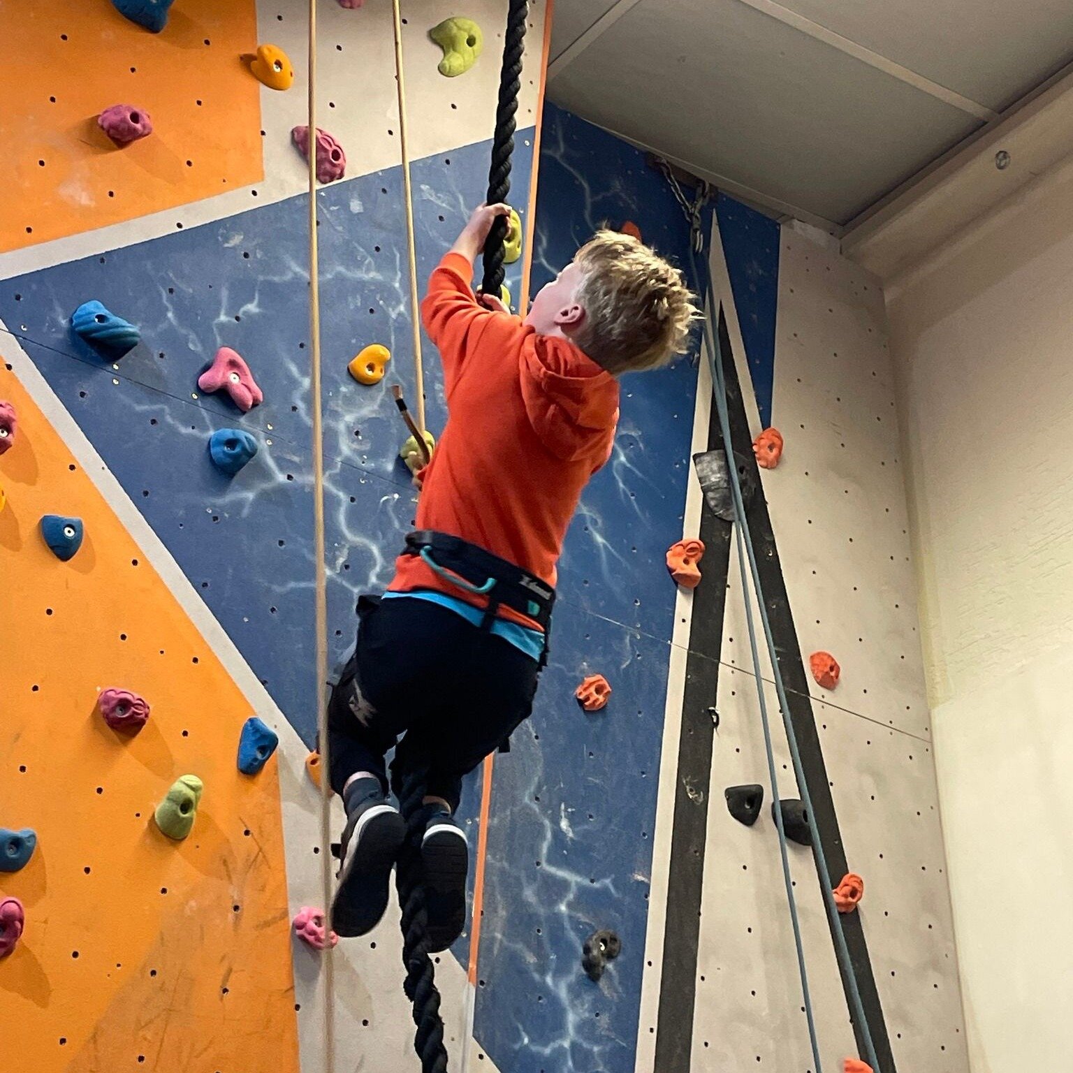 New holds and volumes expected to arrive soon. We're looking forward to putting up some challenging new routes for you all 😀🧗 #nofear #climbing #indoorplay