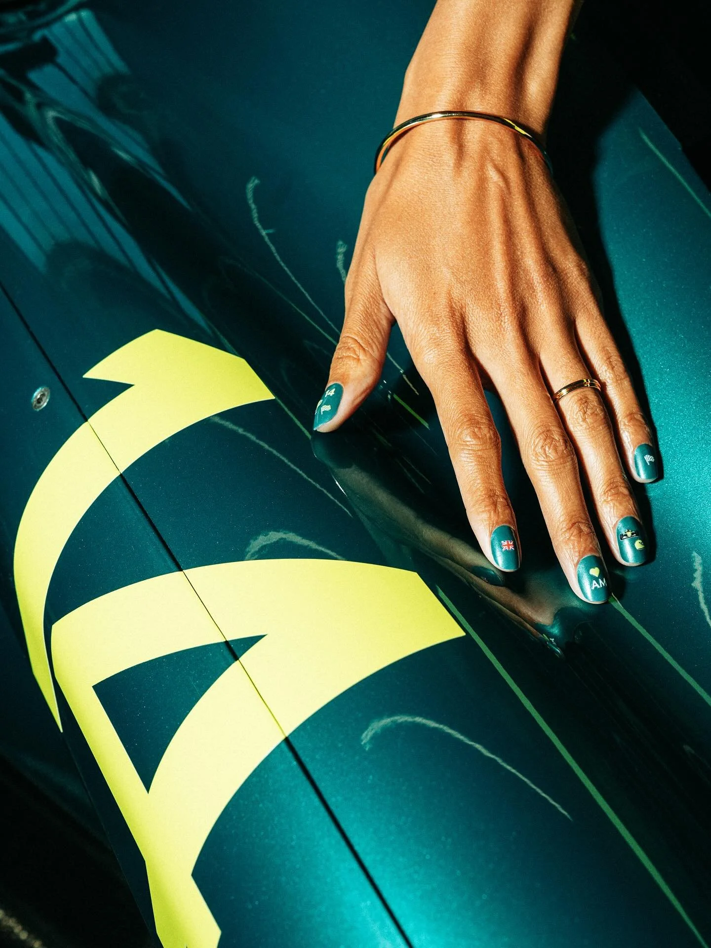 Beauty Brands are revving up in motorsport&hellip; 

In celebration of the British Grand Prix @astonmartinf1 launched their collaboration with @glaize.co achieving the exact Aston Martin Aramco F1 racing green for the TikTok viral nail wrap brand. 

