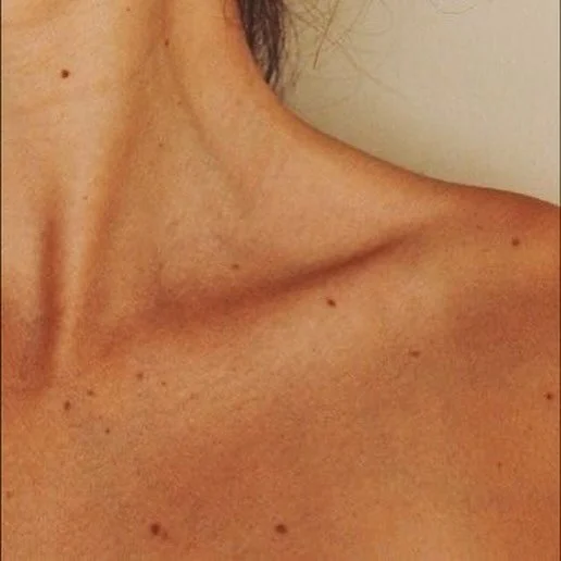 There&rsquo;s never been more noise (or confusion) around SPF, UV&nbsp;exposure, and &ldquo;sunscreen hacks.&rdquo; 

@adare_dermatology_chelsea recently opened their first UK flagship on Chelsea&rsquo;s Park Walk and have been working hard to cut th