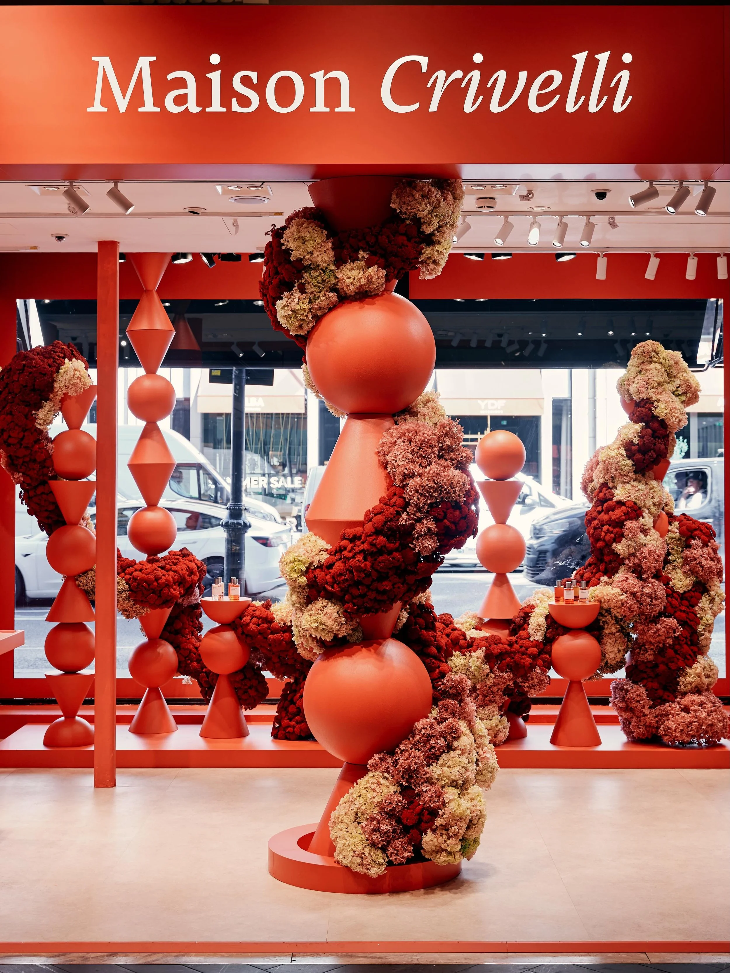 A busy SS so far with Maison Crivelli 

@maisoncrivelli unveil milestone @harrods pop-up for month of July, partnering with @studiolilo_ . In tandem, founder Thibaud Crivelli hosts an intimate masterclass celebrating the art of floral layering