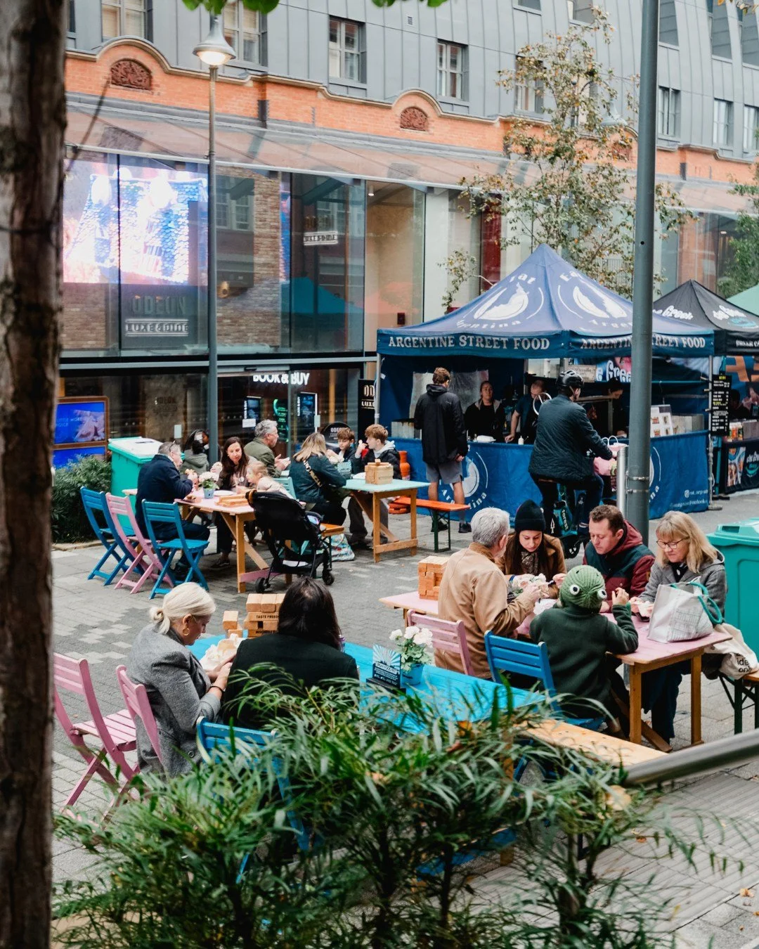 Get into the festive spirit this weekend! 🎄 Join us this Saturday at The Boulevard for the @urbanfoodfest Christmas Market, featuring delicious street food, festive treats, and local traders. 

Perfect for grabbing unique gifts or enjoying seasonal 