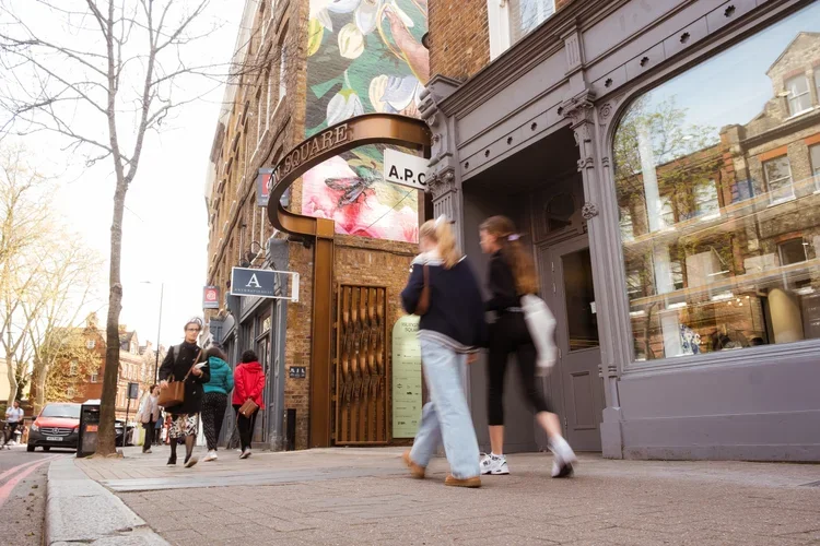 Spend 24hrs in Islington Square