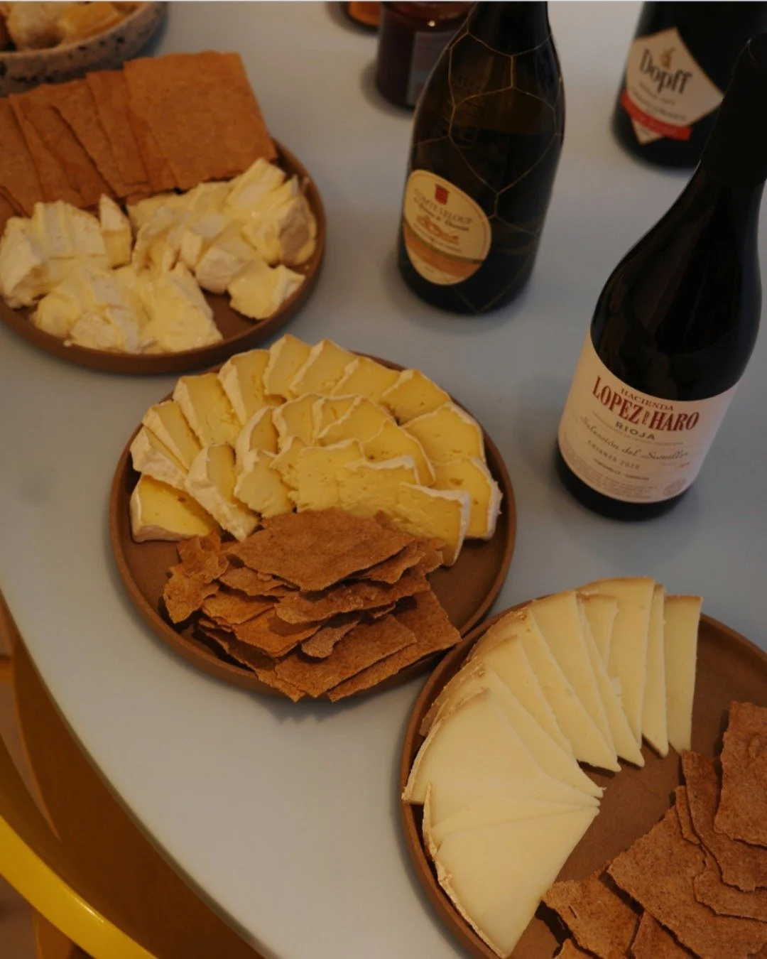 Wine, cheese and a little time to yourself 🧀🍷​

@fefefanclub_islington is hosting a wine, cheese &amp; childcare afternoon on Thursday 29th May. ​

Join Sasha for three glasses of wine, a curated cheese plate and qualified childcare for your little