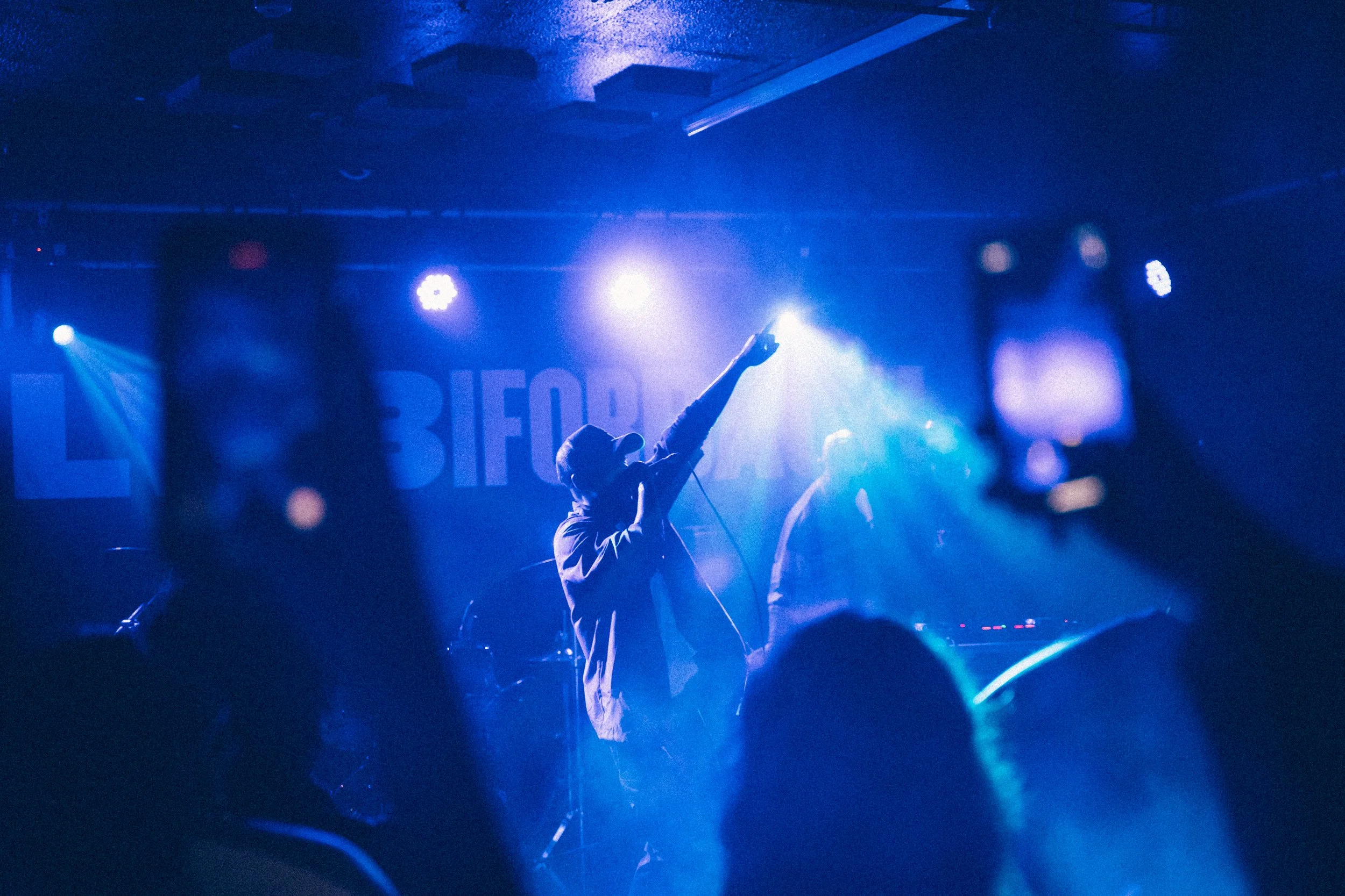 Mae Celfyddydau Cenedlaethol Ieuenctid Cymru yn partneru â Chanolfan Mileniwm Cymru i gyflwyno Hard Côr