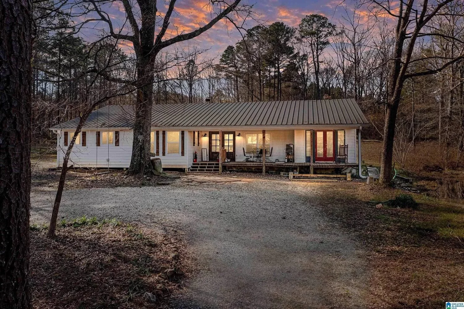 1950 Farmhouse in Columbiana, Alabama - $499k