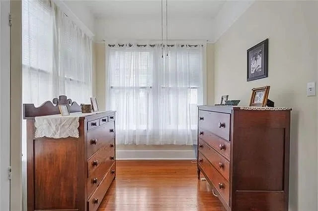 1922 Cottage house New Orleans Louisiana - office 3.jpg