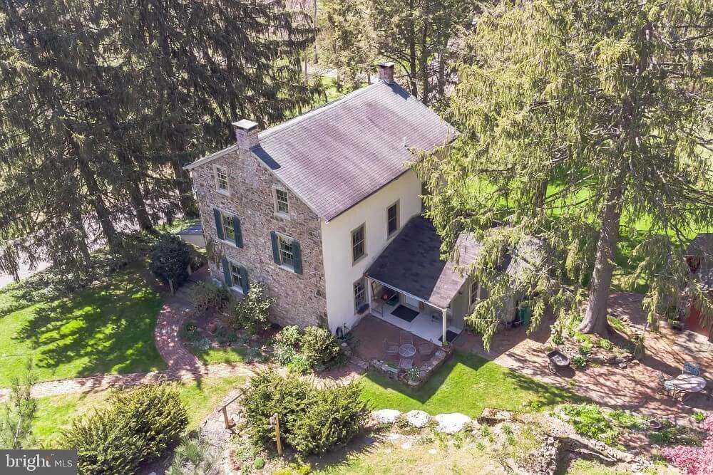 1850 Farmhouse Spring City Pennsylvania - top view.jpeg