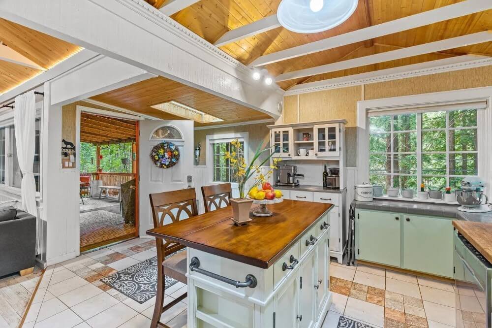 1936 Cottage house Boulder Creek California - kitchen.jpeg