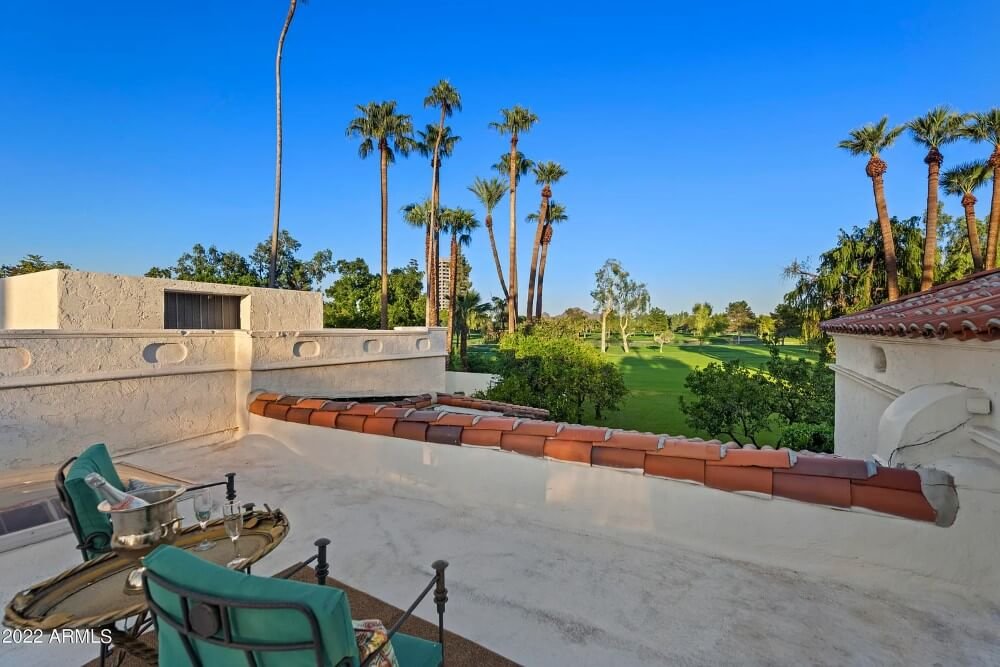 1929 Santa Barbara house Phoenix Arizona - veranda.jpeg