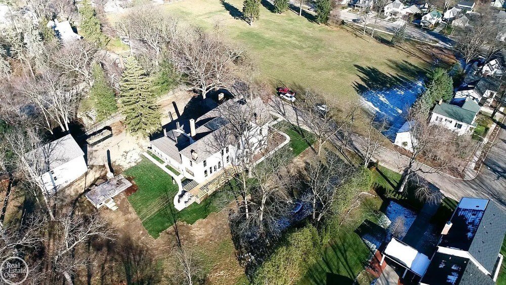 The Gray House 1872 historic home Romeo Michigan - aerial view 5.jpeg