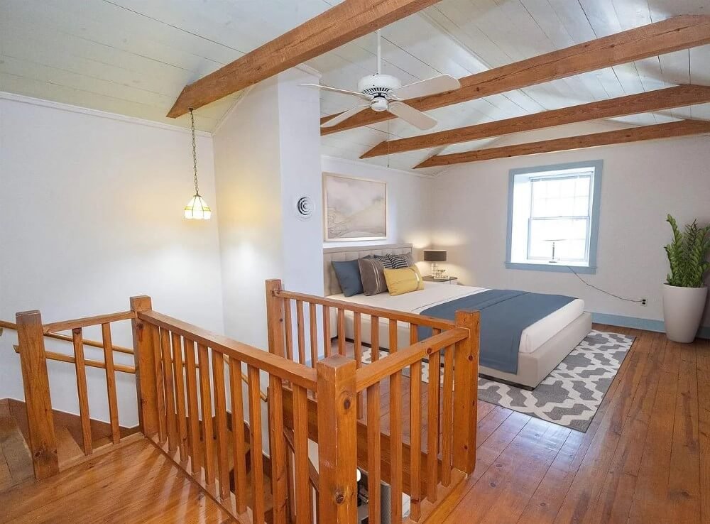 1840 Farmhouse Mineral Point Wisconsin - 32 - bedroom.jpeg