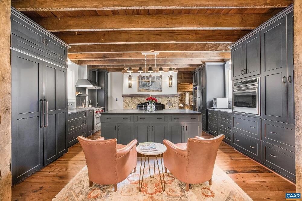 1812 Historic house Charlottesville Virginia - 22 - kitchen.jpeg