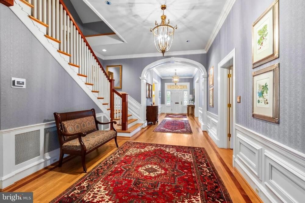 1910 Colonial Revival house Fredericksburg Virginia - 7 - foyer.jpeg