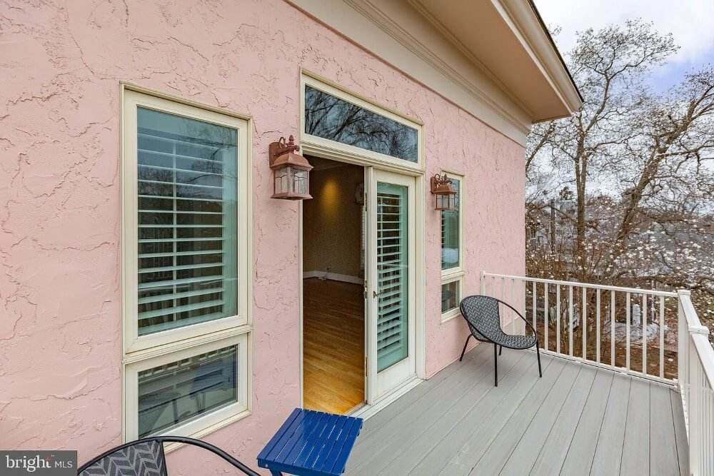 1910 Colonial Revival house Fredericksburg Virginia - 45 - veranda.jpeg