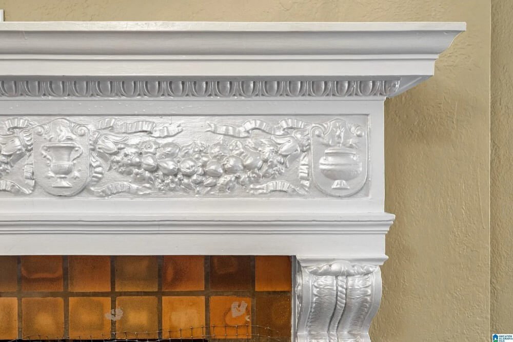 1930 Historic Schilleci home Bessemer Alabama - 8 - fireplace.jpeg