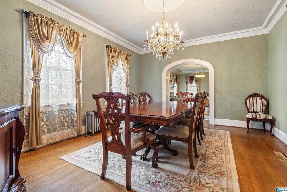 1930 Historic Schilleci home Bessemer Alabama - 10 - dining room.jpeg