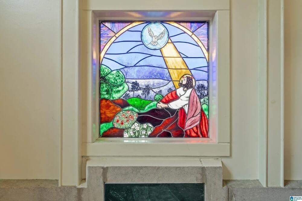 1930 Historic Schilleci home Bessemer Alabama - 24 - stained glass.jpeg