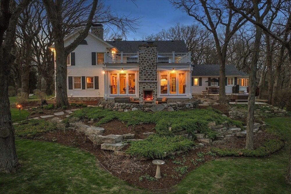 1927 Colonial Revival house Mukwonago Wisconsin - 2 - back view.jpeg