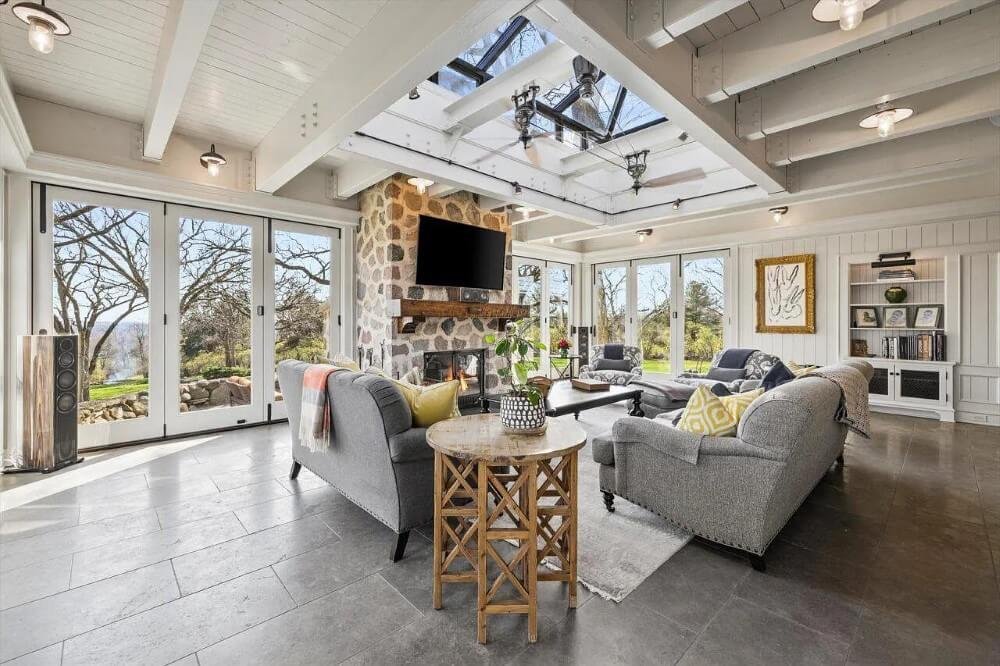 1927 Colonial Revival house Mukwonago Wisconsin - 21 - living room.jpeg
