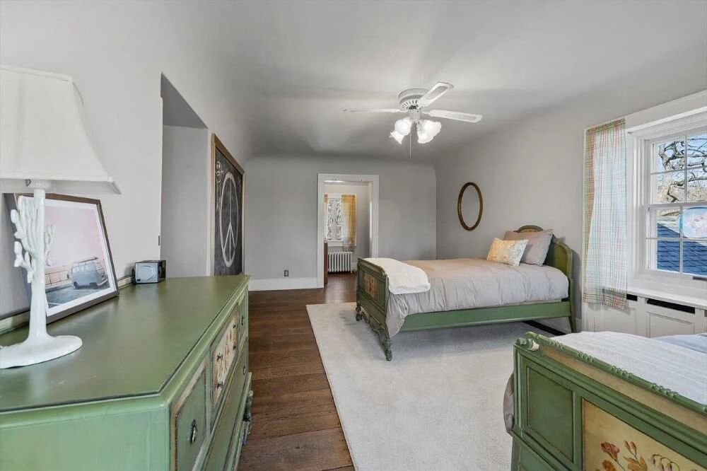 1927 Colonial Revival house Mukwonago Wisconsin - 43 - bedroom.jpeg