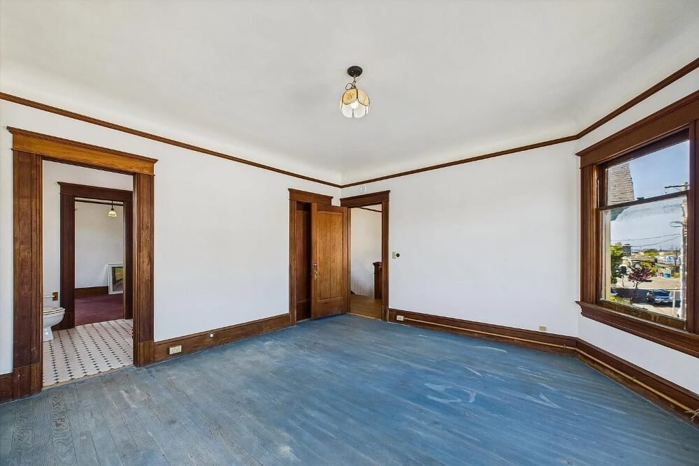 1893 Victorian house Eureka California - 36 - bedroom.jpeg