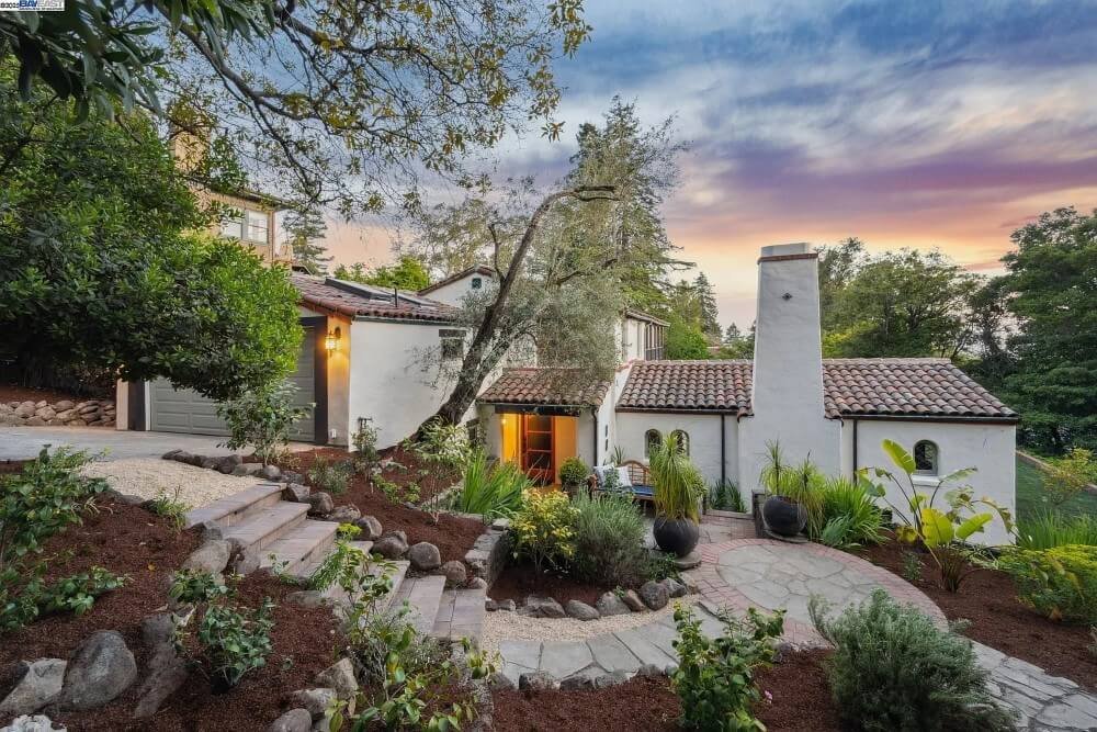 1929 Spanish house Berkeley California - 3 - backyard.jpeg