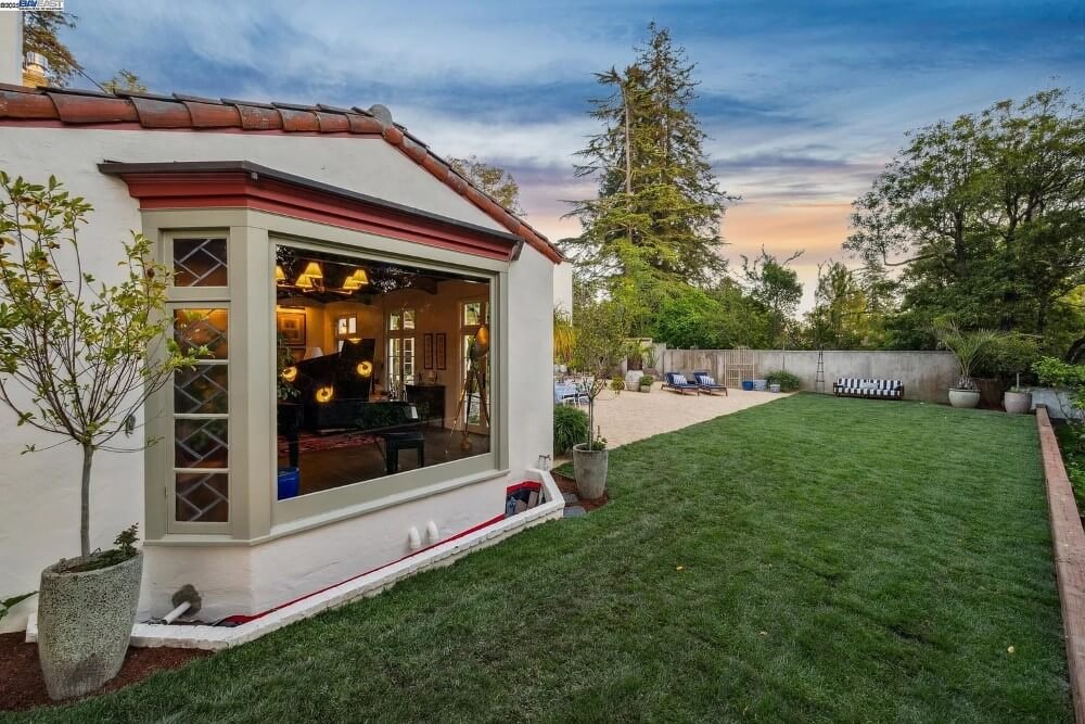 1929 Spanish house Berkeley California - 46 - backard.jpeg