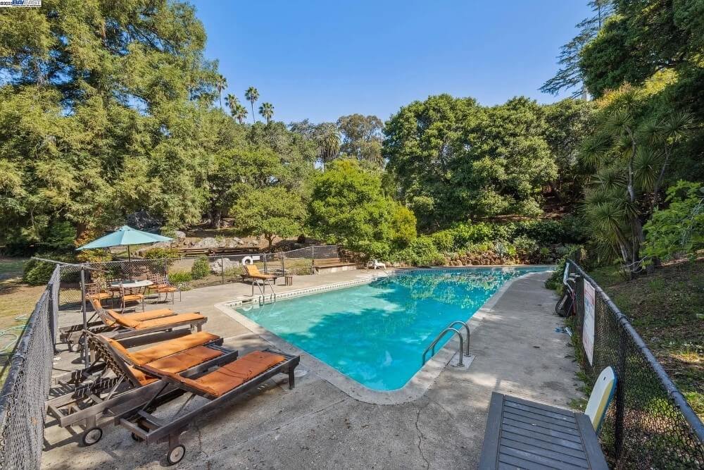 1929 Spanish house Berkeley California - 60 - pool.jpeg