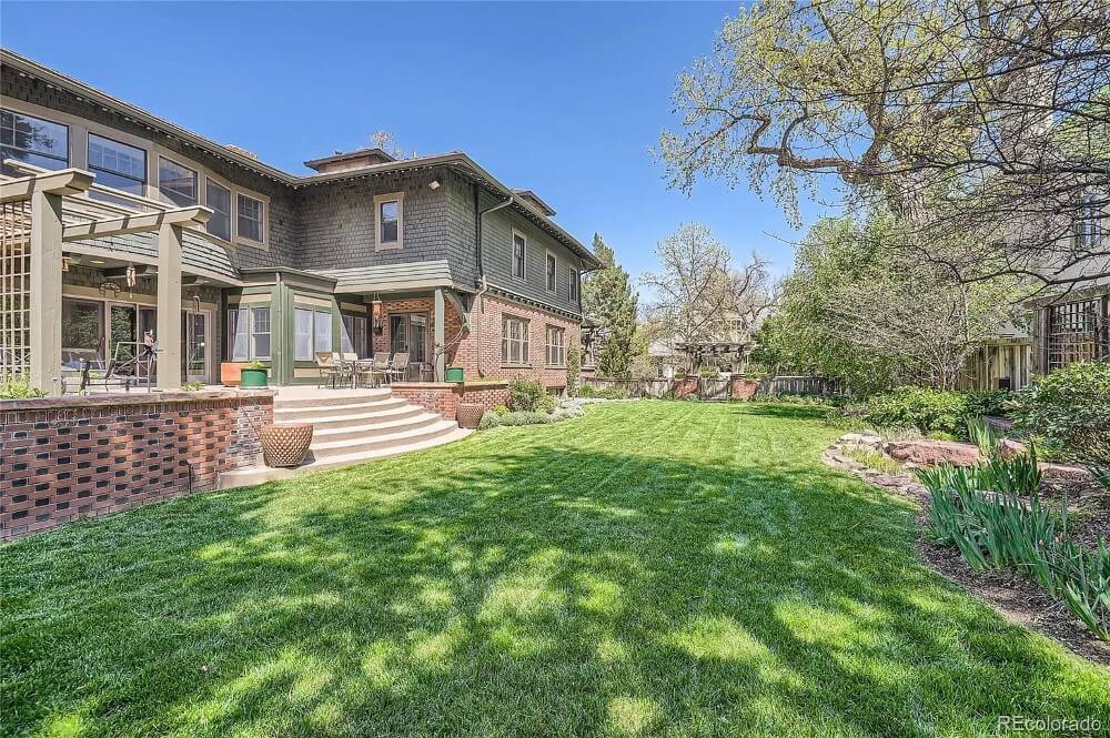1907 Craftsman house Denver Colorado - 33 - backyard.jpeg