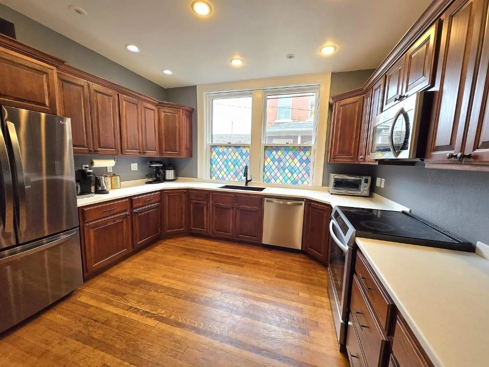 The Mandolin Inn 1900 Victorian house Dubuque Iowa - 12 - kitchen.jpeg