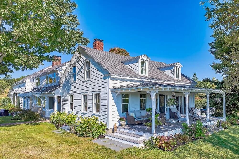 1815 Greek Revival Saltwater Farm Sedgwick Maine - 2 - side view.jpeg