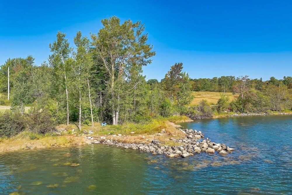 1815 Greek Revival Saltwater Farm Sedgwick Maine - 39 - river.jpeg