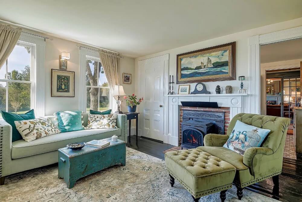 1815 Greek Revival Saltwater Farm Sedgwick Maine - 47 - living room.jpeg