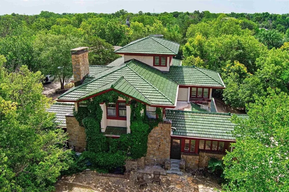 Mount Barbara 1918 Prairie style house Salina Kansas - 32 - front view.jpeg