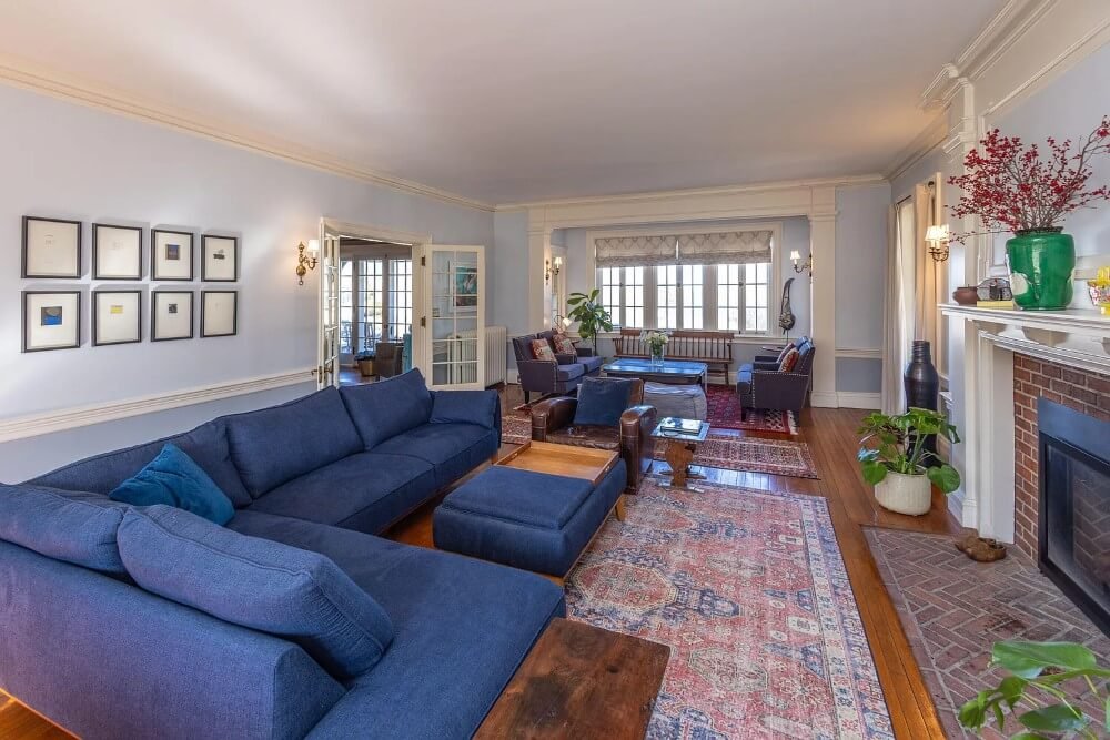 Crosby Manor 1912 New Englander style Belfast Maine - 25 - living room.jpeg