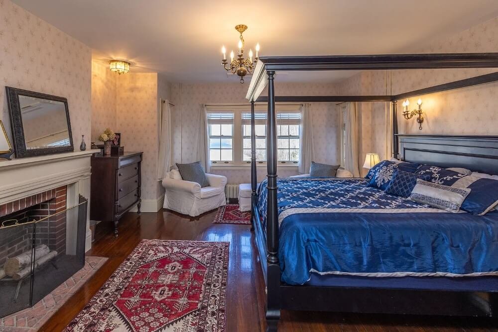 Crosby Manor 1912 New Englander style Belfast Maine - 63 - bedroom.jpeg