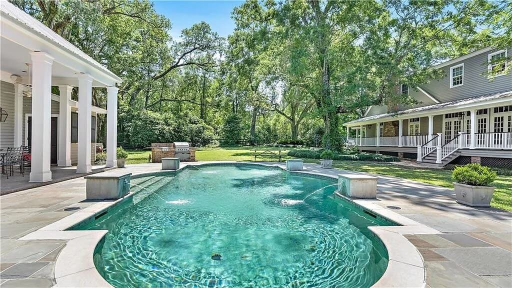 Wolfe Tone 1851 historic property Covington Louisiana - 4 - pool.jpg