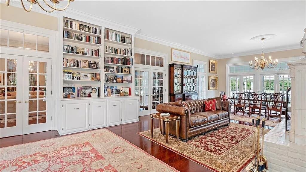 Wolfe Tone 1851 historic property Covington Louisiana - 13 - living area.jpg
