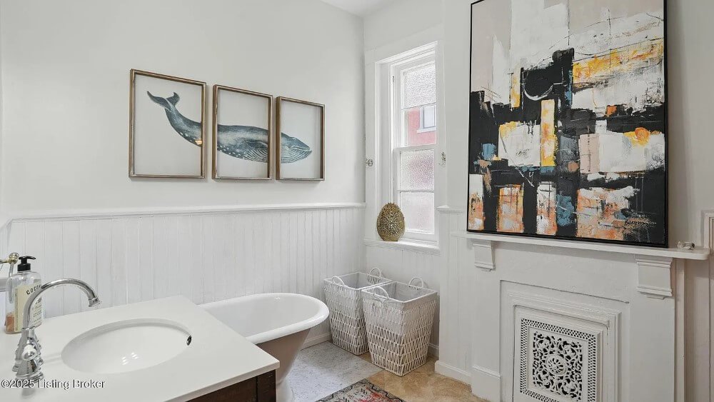 1890 Traditional house Louisville Kentucky - 40 - bathroom.jpeg