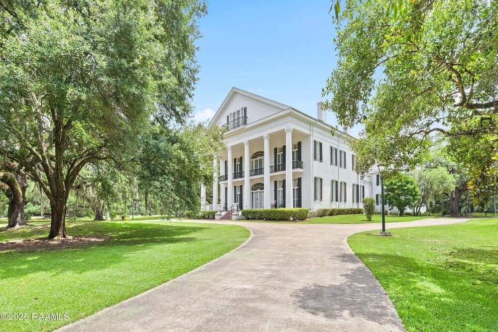 Oaklawn Manor 1836 Greek Colonial Cypremort Point Louisiana - 1 - front view.jpeg