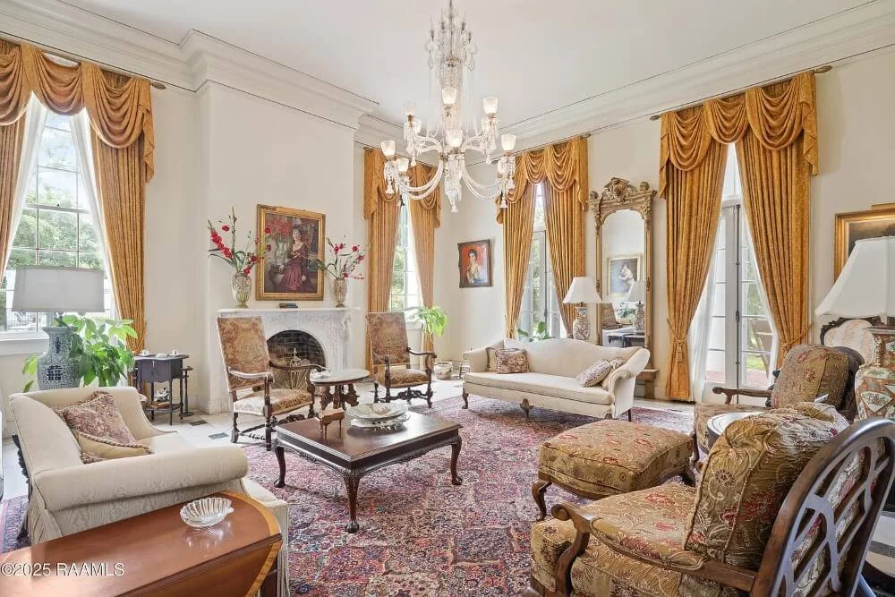 Oaklawn Manor 1836 Greek Colonial Cypremort Point Louisiana - 8 - living room.jpeg