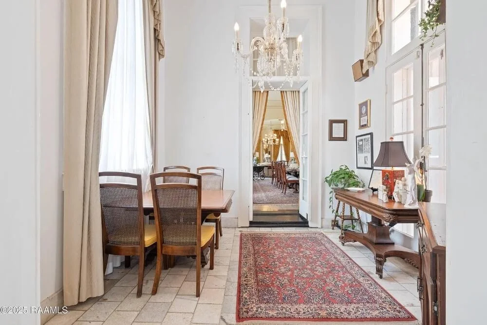 Oaklawn Manor 1836 Greek Colonial Cypremort Point Louisiana - 15 - breakfast room.jpeg
