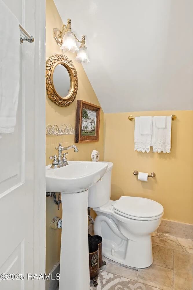 Oaklawn Manor 1836 Greek Colonial Cypremort Point Louisiana - 21 - bathroom.jpeg