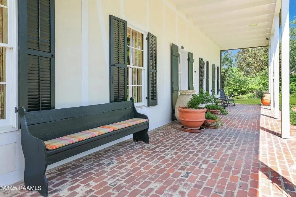 1961 Traditional house Lafayette Louisiana - 3 - front porch.jpeg
