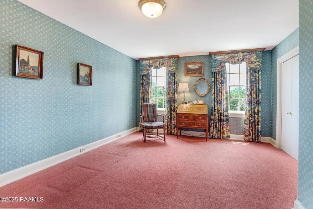 1961 Traditional house Lafayette Louisiana - 32 - bedroom.jpeg