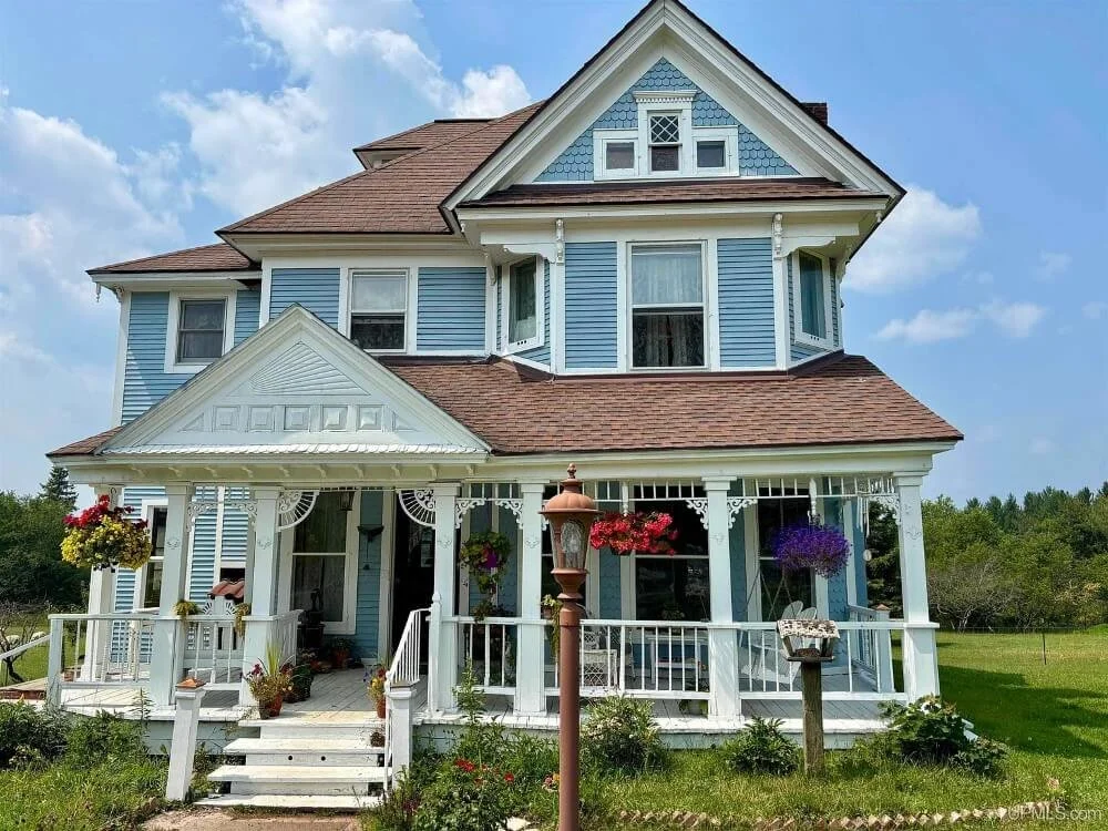 The Macloud House 1883 Victorian style Newberry Michigan - 1 - front view.jpeg
